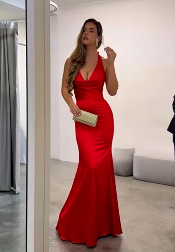 Sexy Sleeveless Halter Solid Color Dress