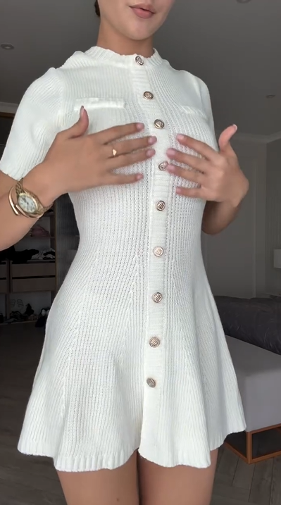 Sexy Short Sleeve round Neck Temperament Mini Skirt