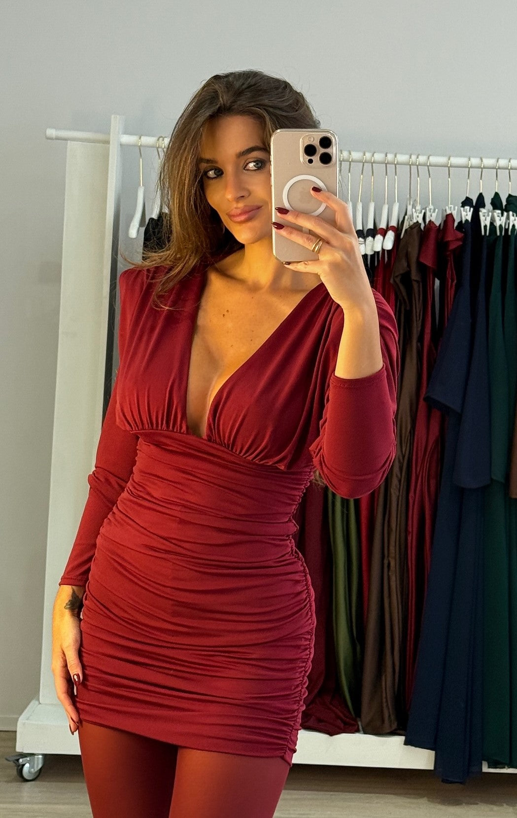 Sexy Long Sleeve Deep V Pleated Solid Color Mini Skirt