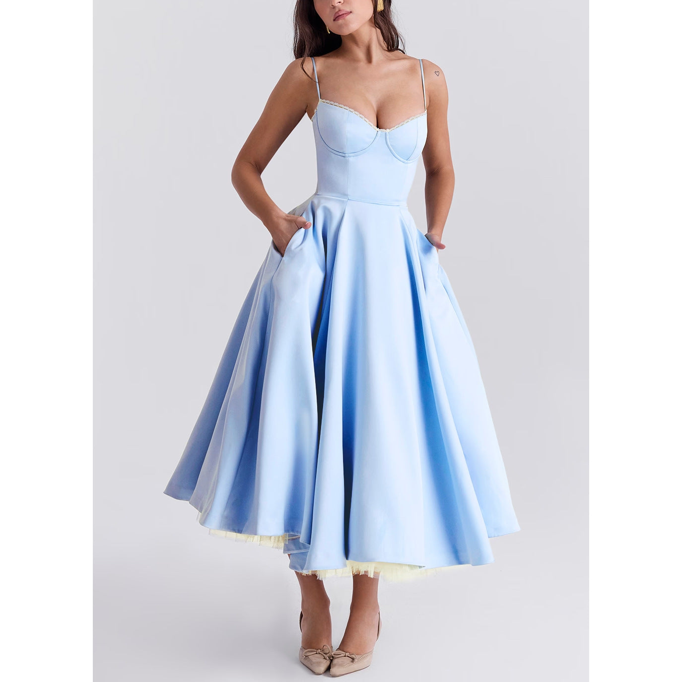 V-neck Brace Sleeveless Maxi Dress
