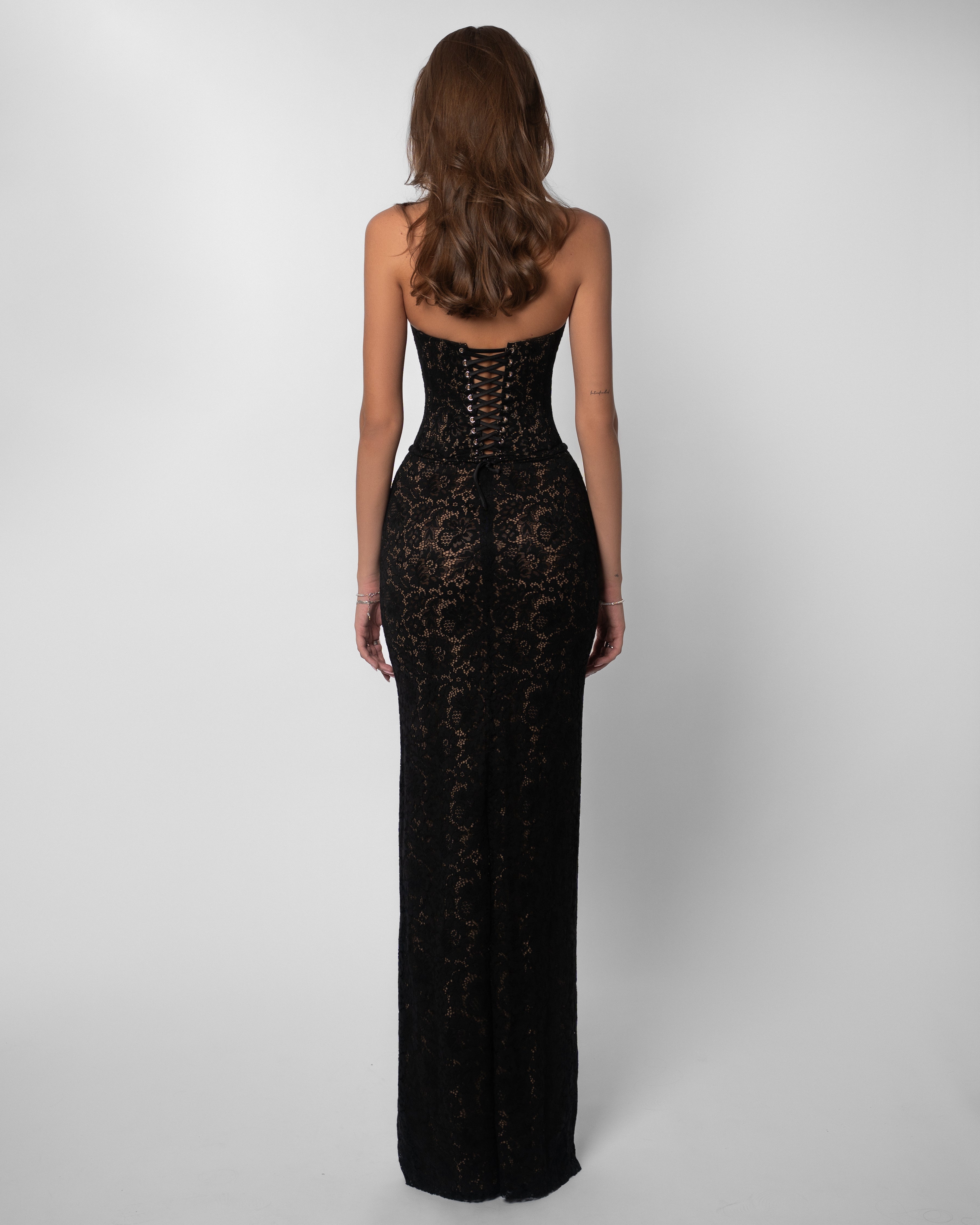 Elegant Halter Neck Lace Mermaid Maxi Dress