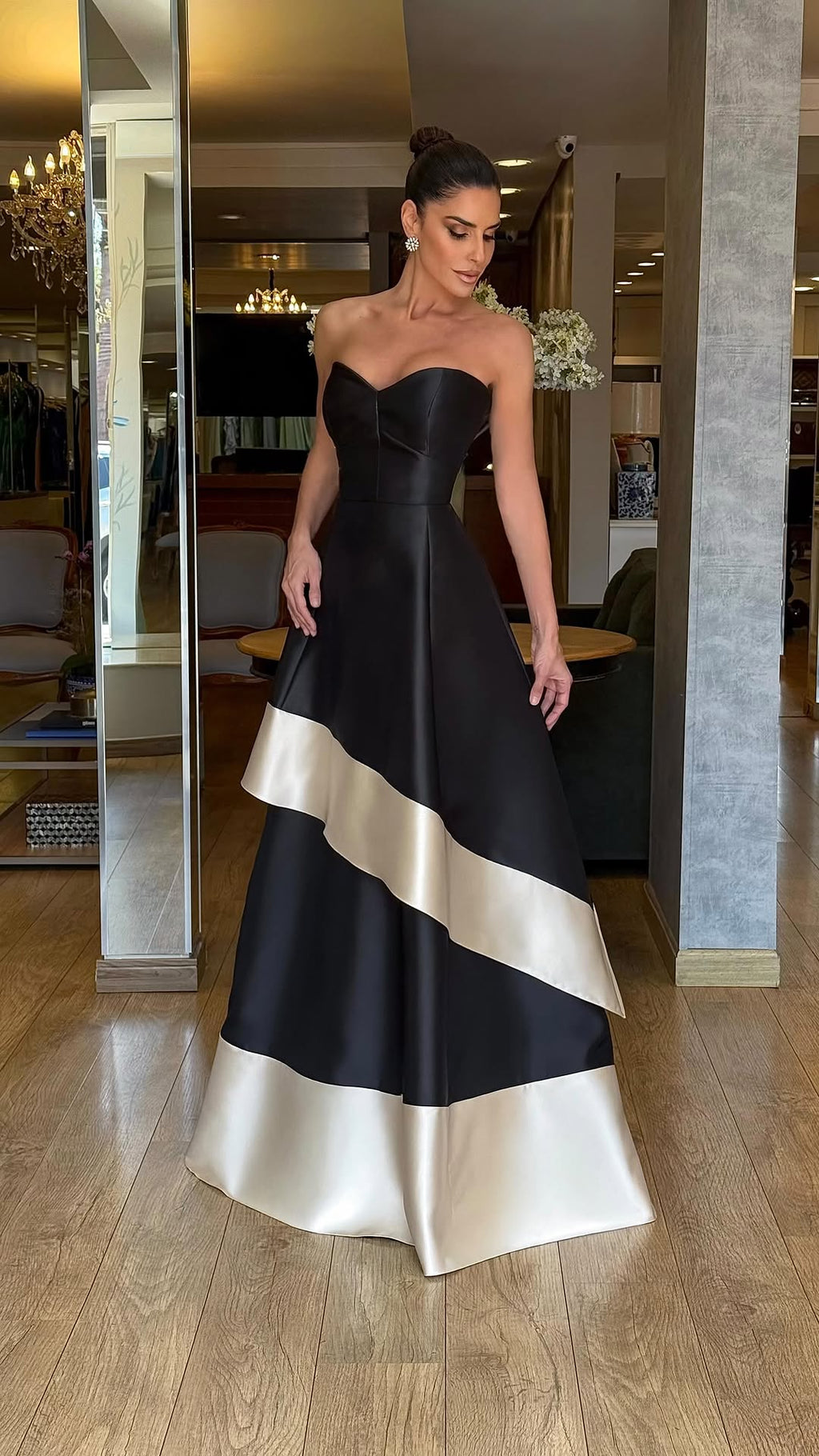 Sexy Sleeveless Tube Top Tight Waist Contrast Color Large Swing Skirt