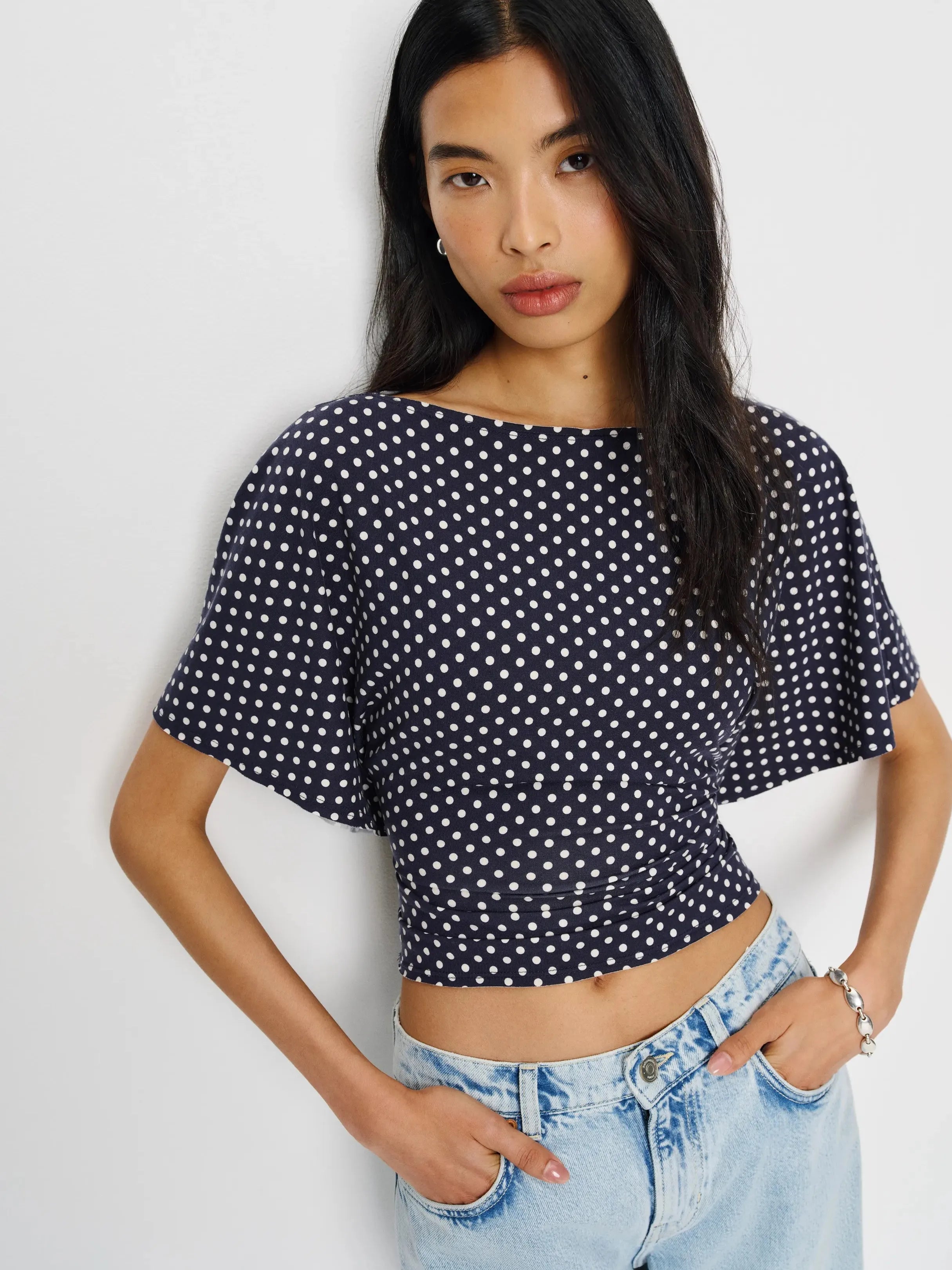 Neck Tie-Waist Batwing Sleeve Cropped Top | Vintage Commuter Slim-Fit T-Shirt