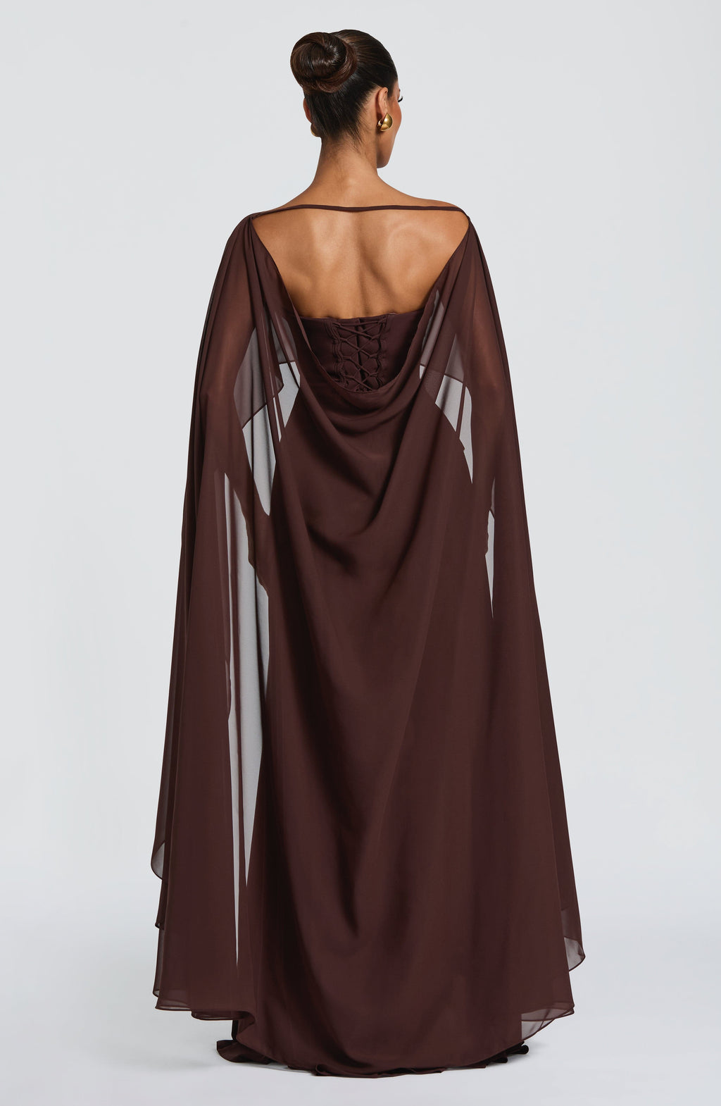 High-End Dark Coffee Cape-Style Backless Lace-Up Waist-Cinched Flowy Gown